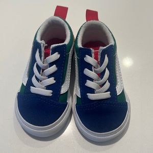 Baby vans infants size 4